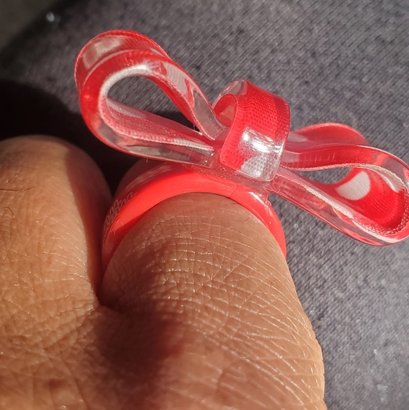 Disney Minnie Mouse Signature Red & White  Acrylic Bow Ring Sz 6 main image 3